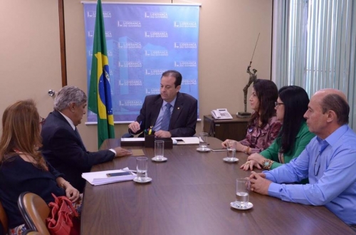 CRF/SE discute PL 4135/2012 com deputado André Moura