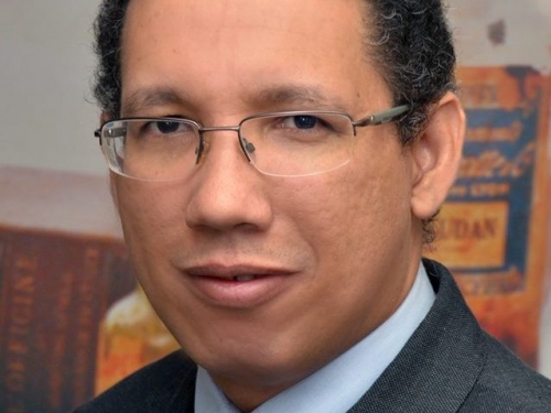 Transtornos mentais, uso de medicamentos e cuidados farmacêuticos