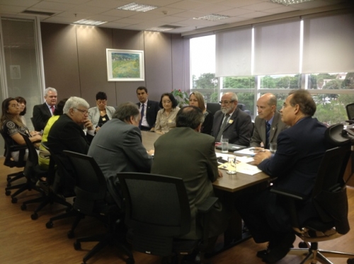 Pela integralidade dos serviços farmacêuticos nos hospitais