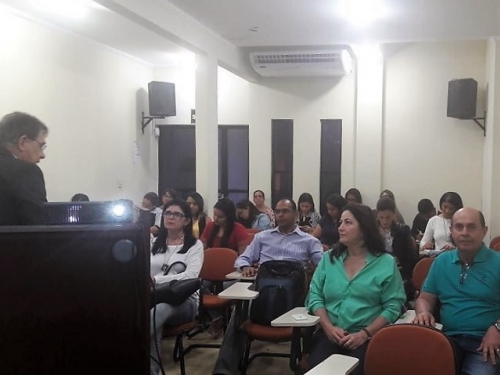 2º MÓDULO DO CURSO DE EXCELÊNCIA É SUCESSO ENTRE OS FARMACÊUTICOS 
