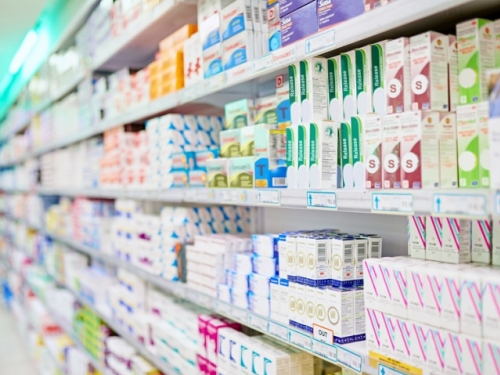 CRF/SE INFORMA SOBRE OFERTA DE VAGA DE EMPREGO PARA FARMACÊUTICOS