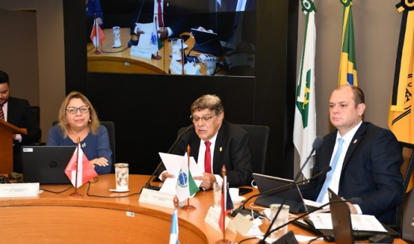 CFF encaminha carta ao presidente Lula pela sanção da Lei que autoriza a ozonioterapia