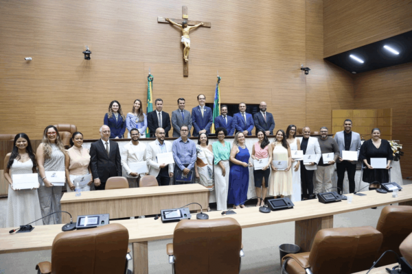 CRF/SE lança 5ª Edição da Revista Perfil Farmacêutico em comemoração ao Dia Internacional da profissão