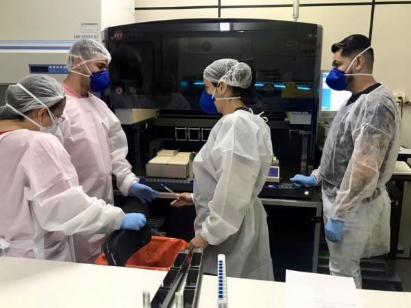 FARMACÊUTICOS NA LINHA DE FRENTE DA COVID-19: DESAFIOS NA ÁREA DE DIAGNÓSTICO LABORATORIAL