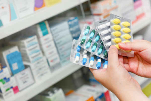 CRF/SE pede apoio ao Procon para coibir propagandas enganosas sobre tratamento para Covid-19