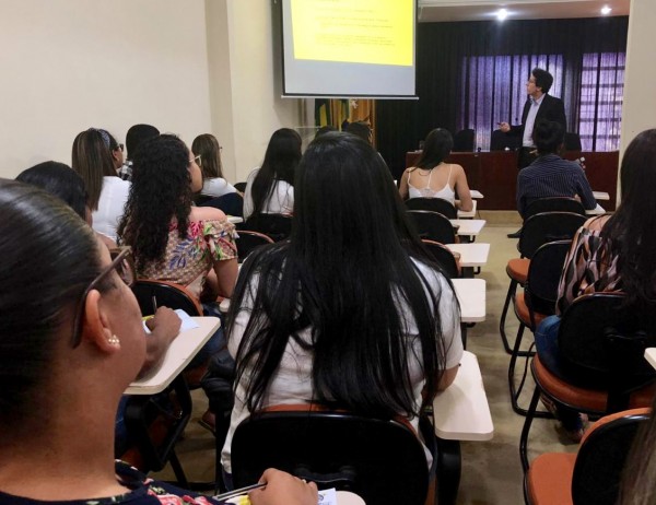PROFISSIONAIS E ESTUDANTES APRENDEM SOBRE DOENÇAS RESPIRATÓRIAS EM CURSO PROMOVIDO PELO CRF/SE