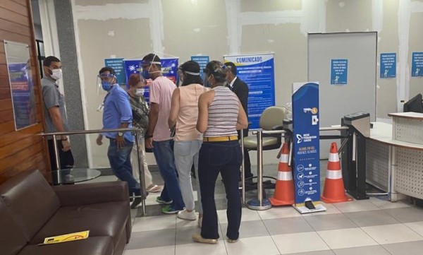 CRF/SE e Sindifarma constatam que nenhum farmacêutico foi vacinado em três hospitais particulares da capital