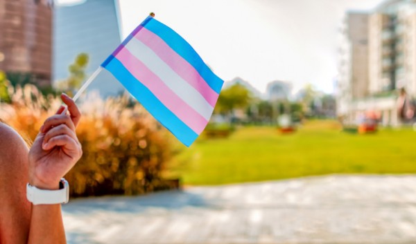 STF garante acesso irrestrito de pessoas trans ao SUS