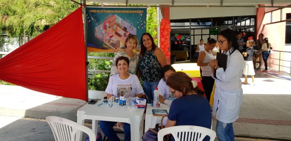 CRF/SE participa de ação em alusão ao Dia das Mães no Case
