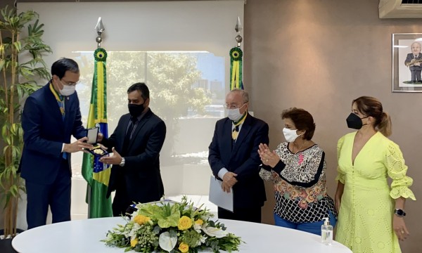 Conselho Regional de Farmácia de Sergipe recebe a maior honraria do Poder Legislativo