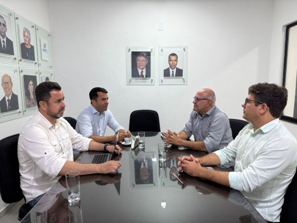 CRF/SE realiza reunião com equipe interventora do Hospital de Aquidabã e regulariza situação da instituição
