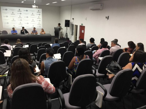 CRF/SE PROMOVE SIMPÓSIO “UM FARMACÊUTICO PRA CHAMAR DE SEU: COMPARTILHANDO EXPERIÊNCIAS DE SUCESSO”