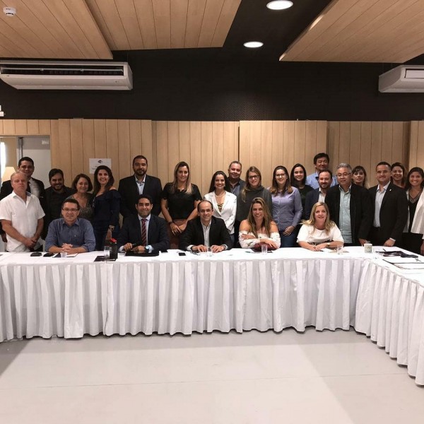 ENCONTRO DE PRESIDENTES DOS CRFS DISCUTE TEMAS RELEVANTES PARA OS FARMACÊUTICOS NO BRASIL