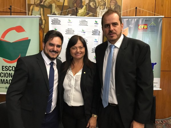 CRF/SE participa da Frente Parlamentar na luta pela Assistência Farmacêutica!
