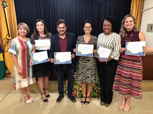 DIRETORES E NOVOS CONSELHEIROS SÃO DIPLOMADOS