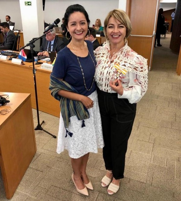 CONSELHEIRA FEDERAL DE SERGIPE É CONDECORADA COM A ORDEM DO MÉRITO FARMACÊUTICO INTERNACIONAL