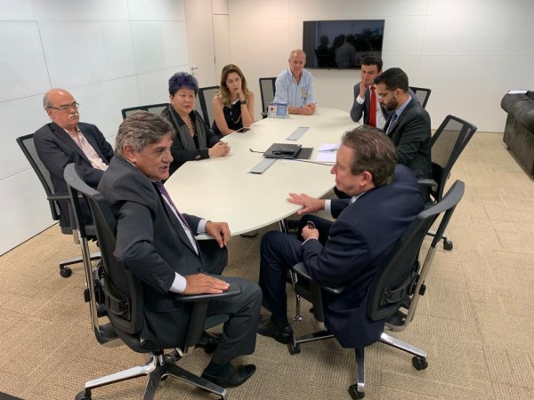 CFF RECEBE DEPUTADO LUCIANO DUCCI PARA REUNIÃO SOBRE CANNABIS