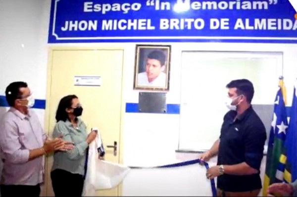 FARMÁCIA CENTRAL DA SECRETARIA DE SAÚDE DE POÇO REDONDO RECEBE O NOME DO FARMACÊUTICO JHON MICHEL