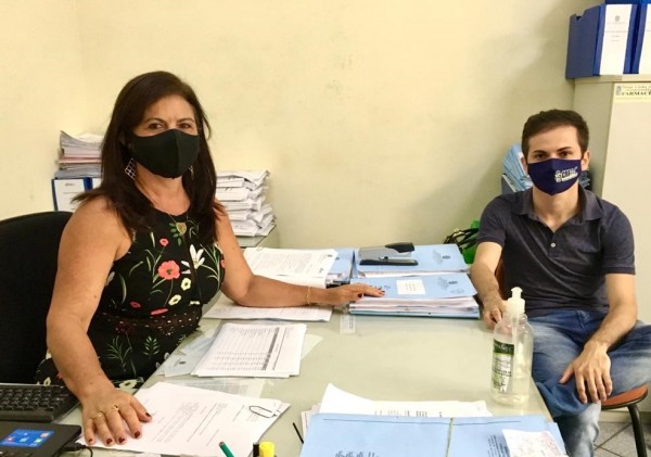 CRF/SE RECEBE VISITA DO CONTADOR DO CRF-AC