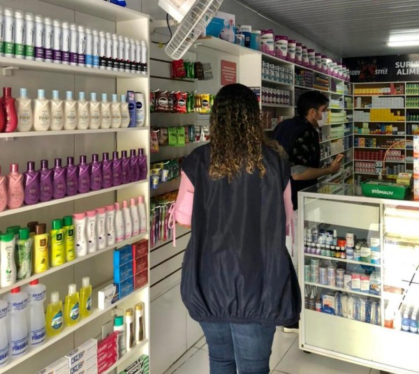 Farmácia no Japãozinho é interditada por não apresentar documentação exigida para funcionamento