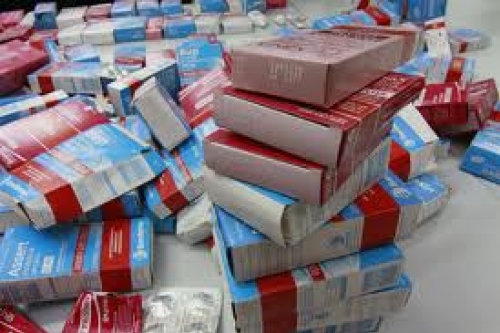 Anvisa discute rastreamento de medicamentos