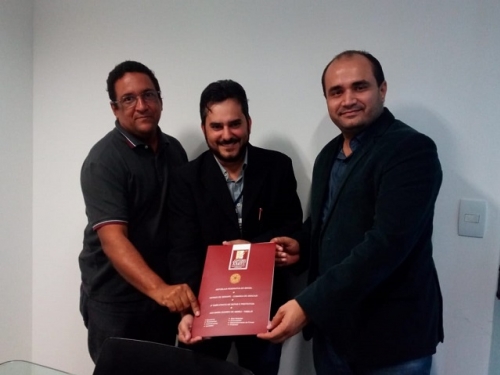 DIRETORIA DO CRF/SE OFICIALIZA TRANSFERÊNCIA DA ESCRITURA DA SEDE DO CONSELHO