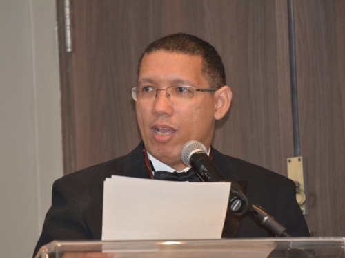 WELLINGTON BARROS EXPLICA OS RISCOS DO ENSINO À DISTÂNCIA PARA OS CURSOS DE FARMÁCIA